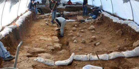 Archaeologists have uncovered signs of ancient Roman battlefield in Jerusalem